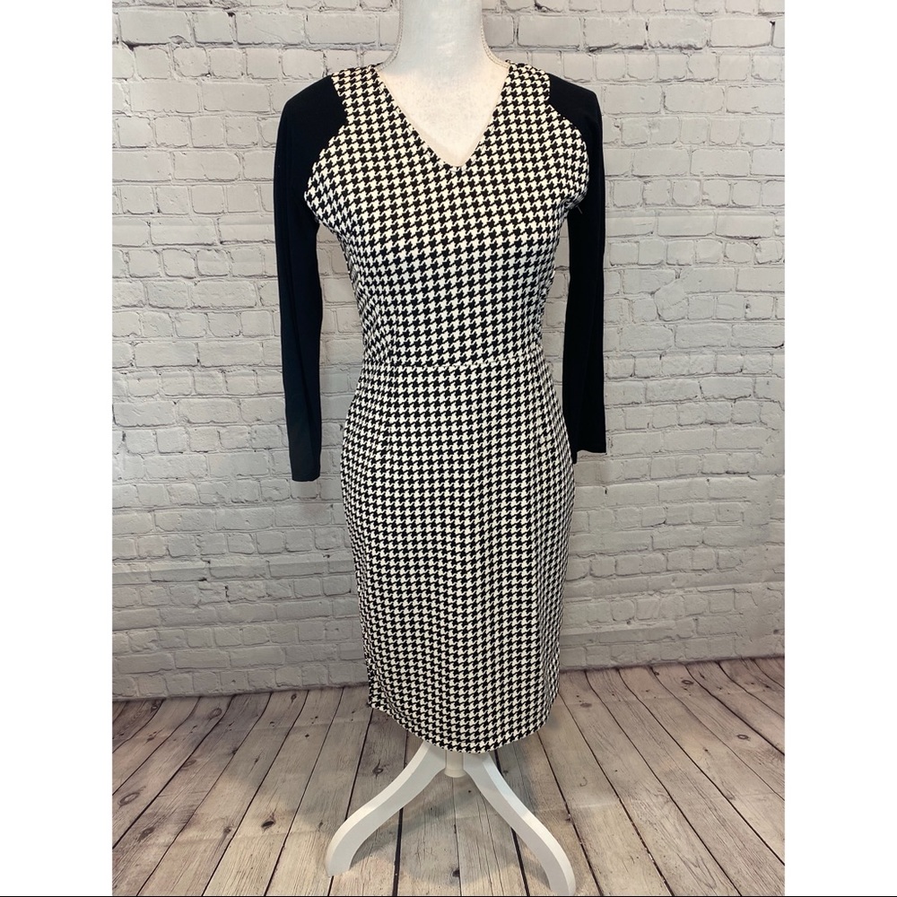 FIYOUMEIFS Black & White Houndstooth Bodycon Long Sleeve Dress-S/M